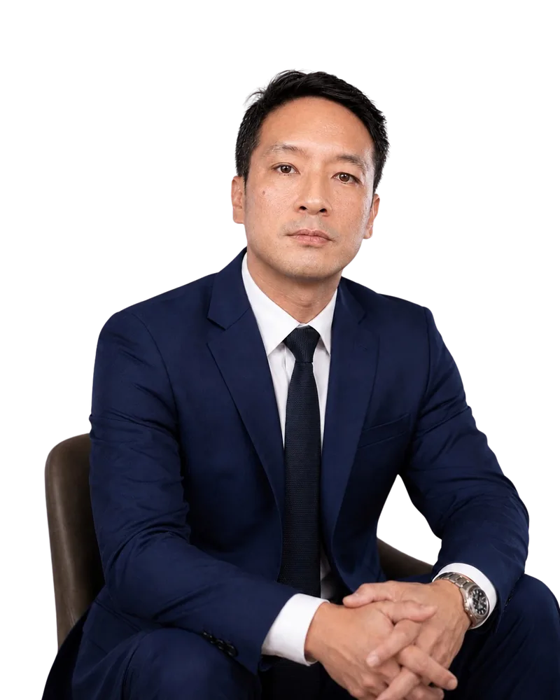 林憲良 土木技師工地全身照